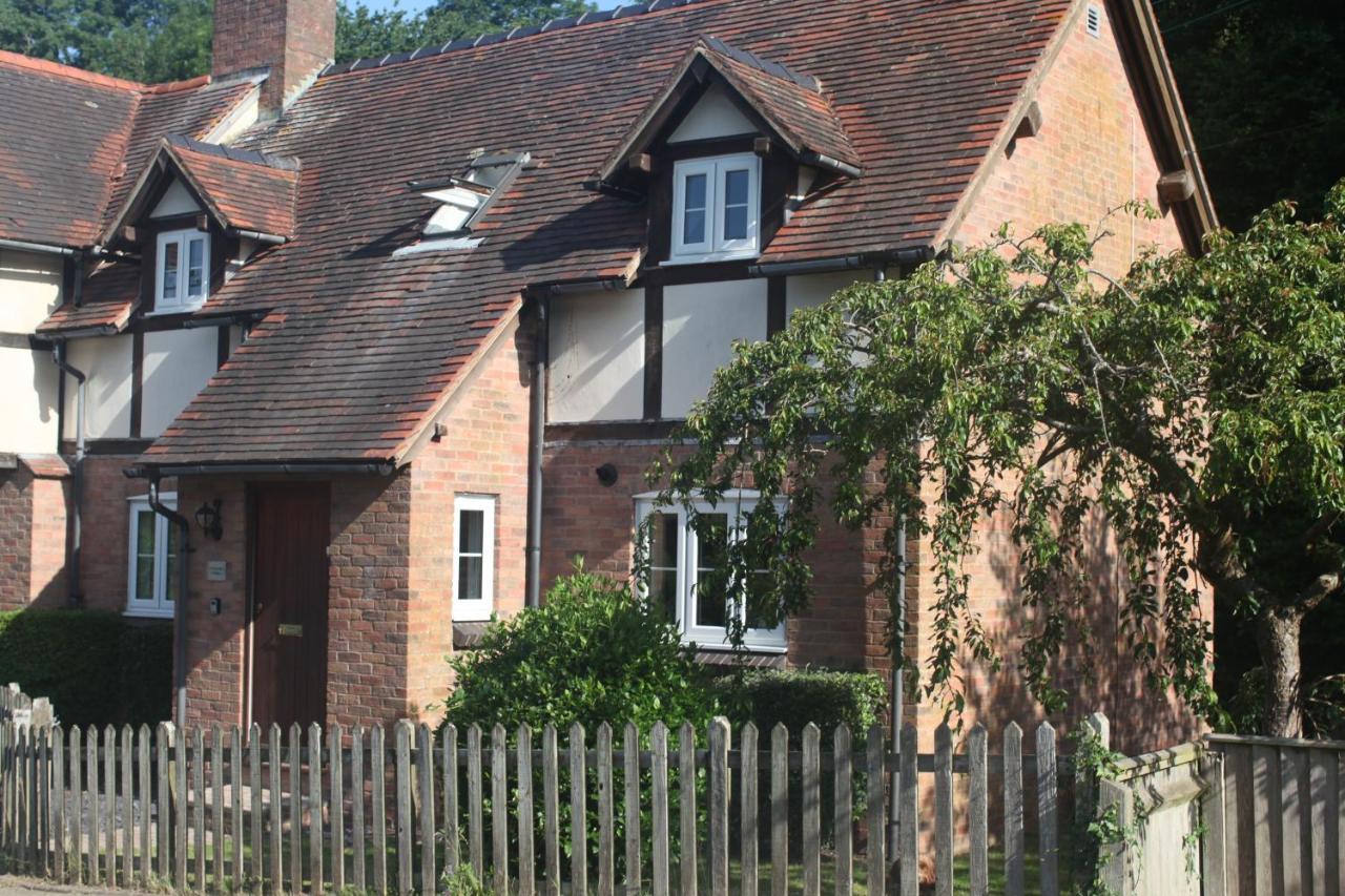 Honeysuckle Cottage Hereford Esterno foto